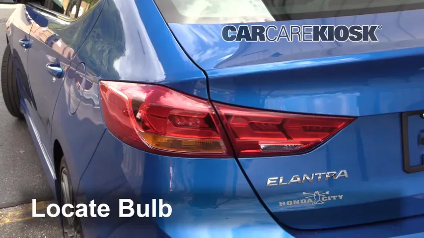 2018 Hyundai Elantra Sport 1.6L 4 Cyl. Turbo Lights